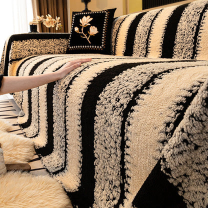 🛋️Miękka, antypoślizgowa narzuta na kanapę z pluszu