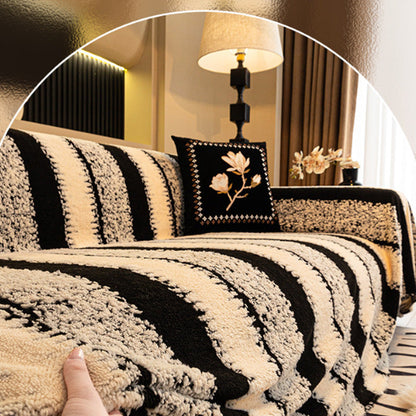 🛋️Miękka, antypoślizgowa narzuta na kanapę z pluszu