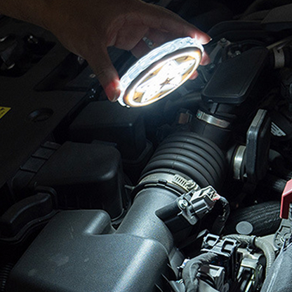Przenośne oświetlenie LED do samochodu